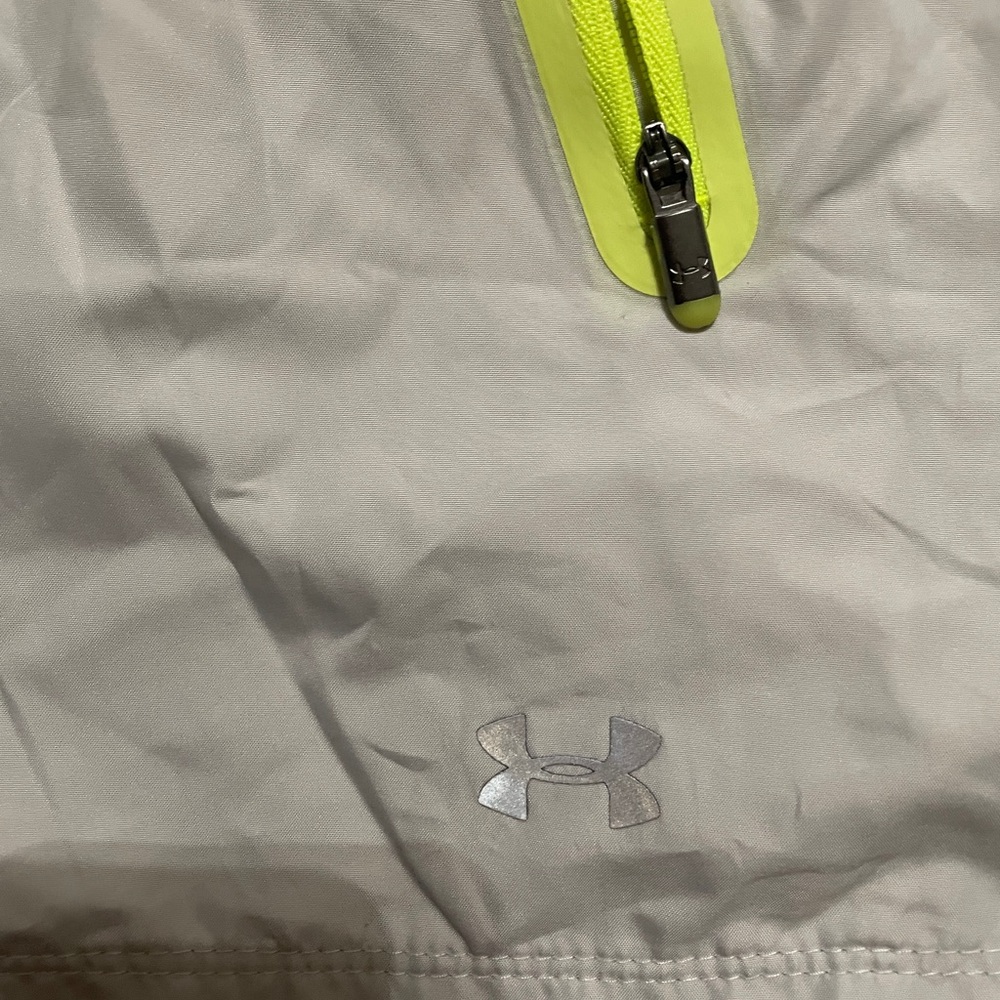 Running jacket - Picture 2 of 5